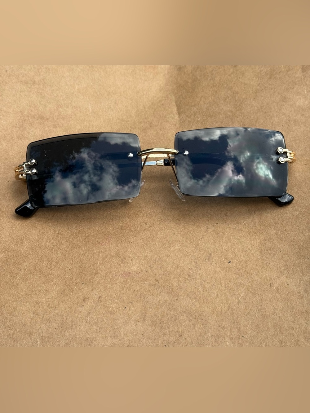 Retro Frameless Rectangular Sunglasses